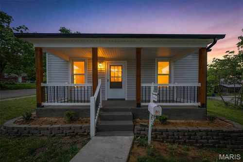 700 N 3rd St, De Soto, MO, 63020-1412 | Card Image