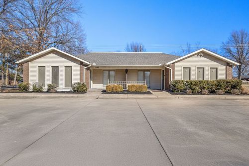 540 E Appleby Rd, Fayetteville, AR, 72703-3911 | Card Image