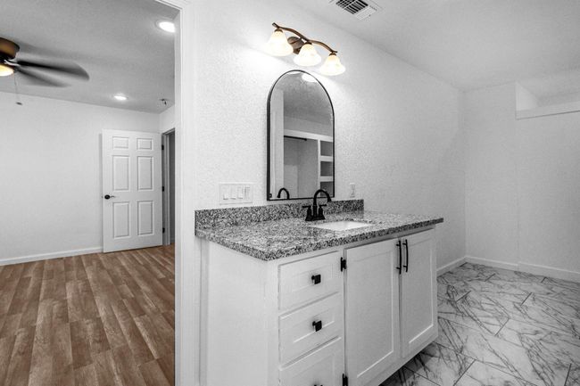 6873 N Bulldog, House other with 4 bedrooms, 3 bathrooms and null parking in Anton TX | Image 20