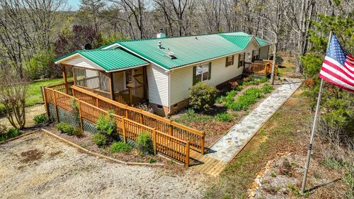 384 Mcneish Ln, Gladstone, VA, 24553-3246 | Card Image