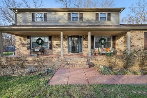 105 Regwood Dr, Tullahoma, TN, 37388-5332 | Card Image