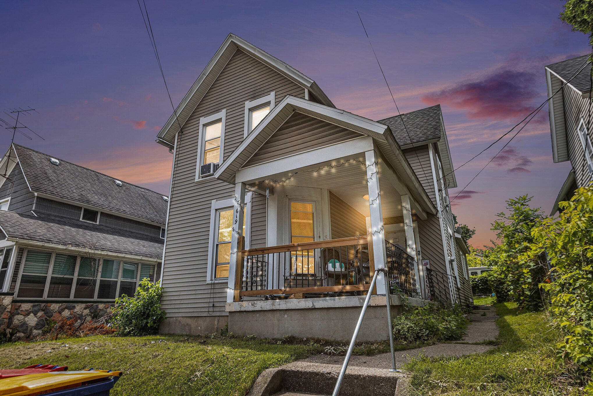 Lane Ave, Grand Rapids, MI 49504