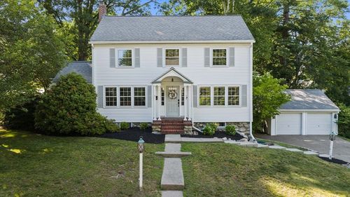 51 Fulton St, Dedham, MA, 02026-3141 | Card Image