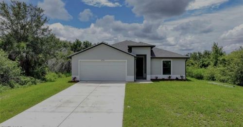 374 Pennfield St, LEHIGH ACRES, FL, 33974-9494 | Card Image