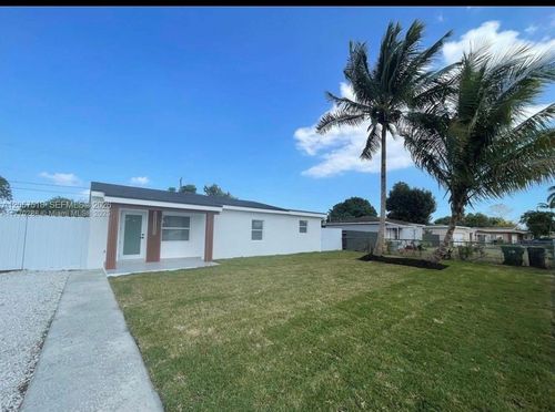 1-14641 Jackson St, Miami, FL, 33176-7449 | Card Image