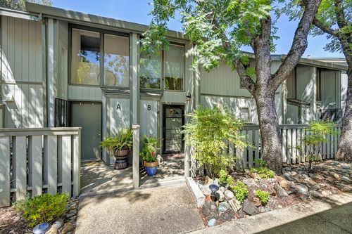 b-13005 Lincoln Way, Auburn, CA, 95603-4126 | Card Image