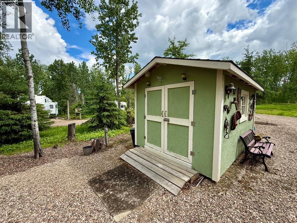 Residential in Lac Des Iles 2