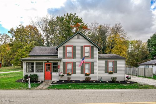 208 E Comet Road, Clinton, OH, 44216 | Card Image