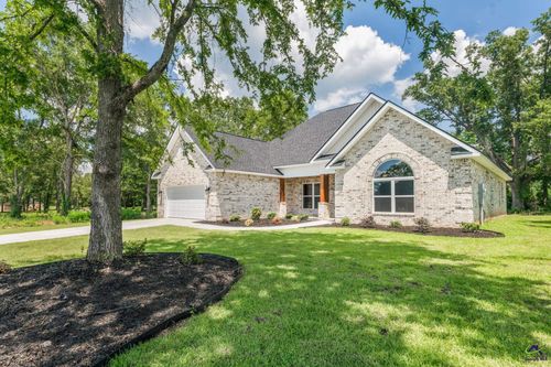 54 River Ridge Dr, Hawkinsville, GA, 31036-8017 | Card Image