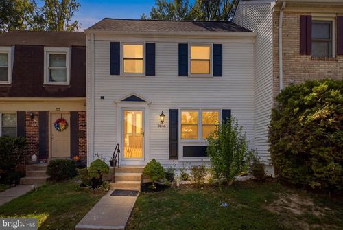 3046 Talking Rock Dr, FAIRFAX, VA, 22031-2045 | Card Image