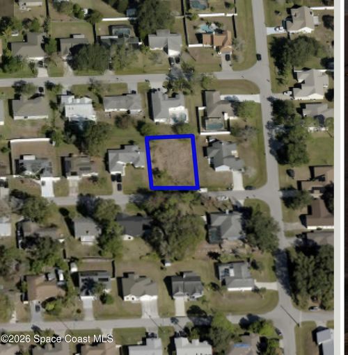 621 Munich St Nw, PALM BAY, FL, 32907-8247 | Card Image