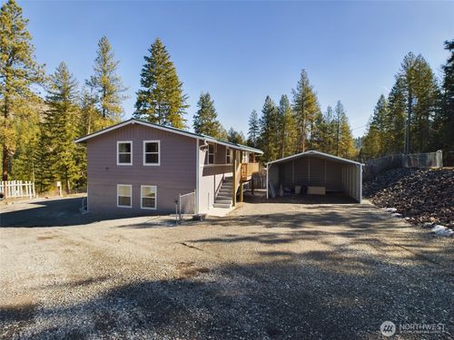 9 Pine Grove St, Republic, WA, 99166-9629 | Card Image