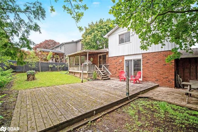 11 Hillside Dr, House other with 4 bedrooms, 3 bathrooms and 4 parking in Georgetown ON | Image 37