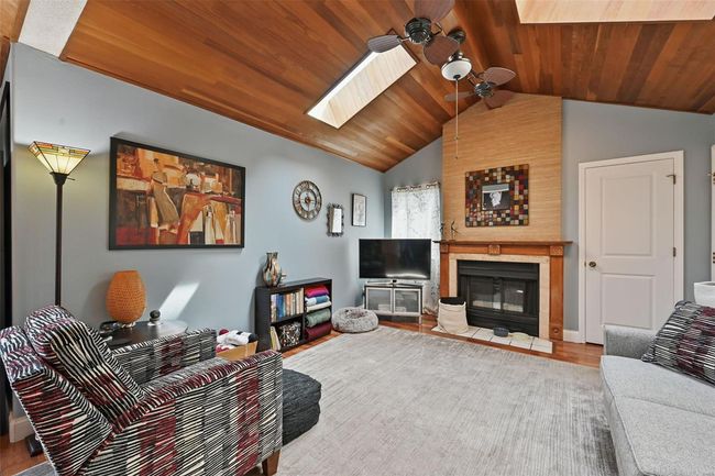 E - 1603 Hemingway Ln, Home with 2 bedrooms, 1 bathrooms and 1 parking in Weldon Spring MO | Image 4