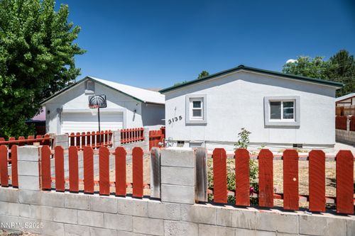 3135 Valley Way, Winnemucca, NV, 89445-6027 | Card Image