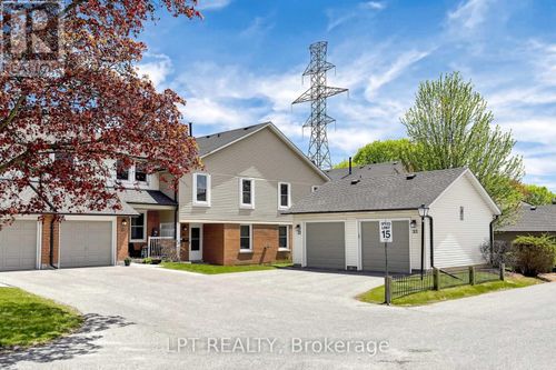 32-1055 Central Pk Boulevard N, Oshawa (Centennial), ON, L1G7M4 | Card Image