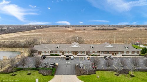 1-12410 W Horseshoe Dr, New Lenox, IL, 60451-8645 | Card Image