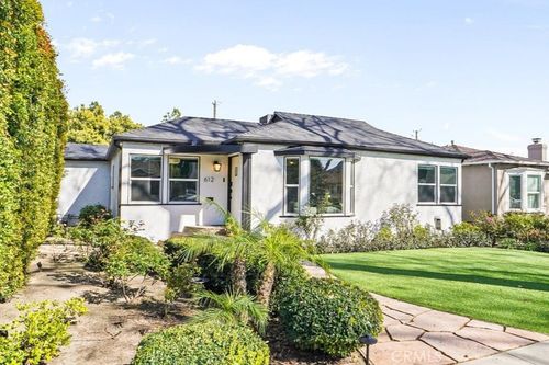 612 S Mariposa St, Burbank, CA, 91506 | Card Image