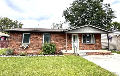 37197 Jefferson Ave, Harrison Twp, MI, 48045-2629 | Card Image