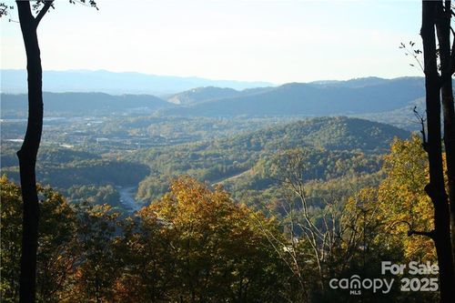 21 Casta Way, Asheville, NC, 28803 | Card Image