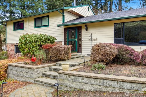 29820 6th Ave S, Federal Way, WA, 98003-3624 | Card Image