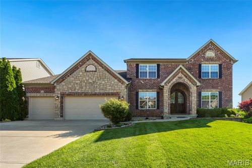 816 Aston Way Dr, O Fallon, MO, 63368-8652 | Card Image