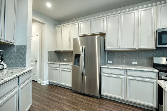 187 Glass Mountain Way, House other with 4 bedrooms, 4 bathrooms and 4 parking in Dripping Springs TX | Image 6