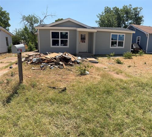705 Ash, Merkel, TX, 79536-6205 | Card Image