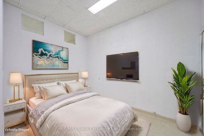 192 Josephine St, Home with 6 bedrooms, 4 bathrooms and 2 parking in Huron ON | Image 11
