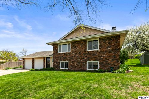 354 E Baronage Dr, Blair, NE, 68008-1206 | Card Image