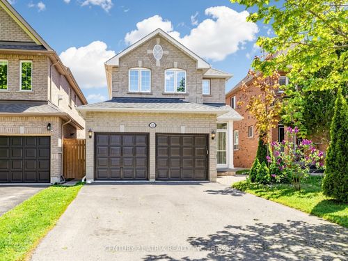 122 Fadine Rd, Newmarket, ON, L3X2P2 | Card Image