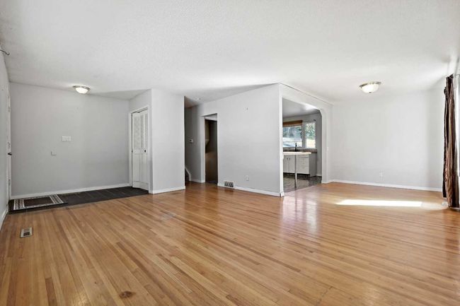 111 Allandale Close Se, House other with 3 bedrooms, 3 bathrooms and 2 parking in Calgary AB | Image 6