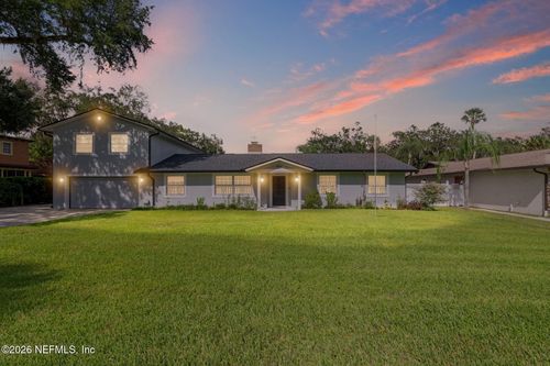 504 Grandview Ave N, Sanford, FL, 32771-3527 | Card Image