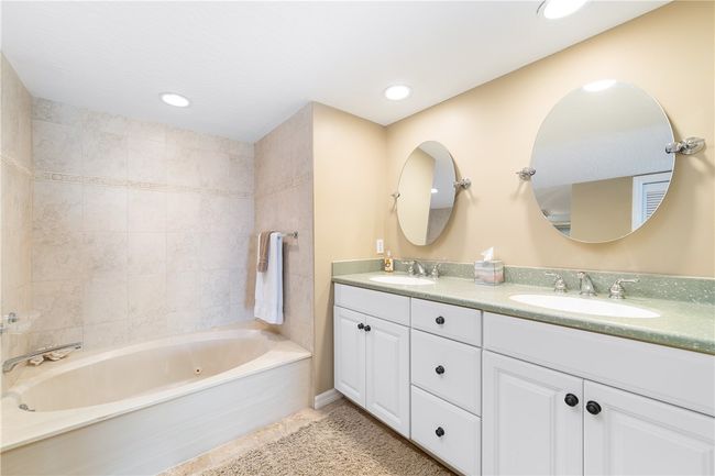 5934 - 5934 River Run Dr, House attached with 2 bedrooms, 2 bathrooms and null parking in Sebastian FL | Image 17