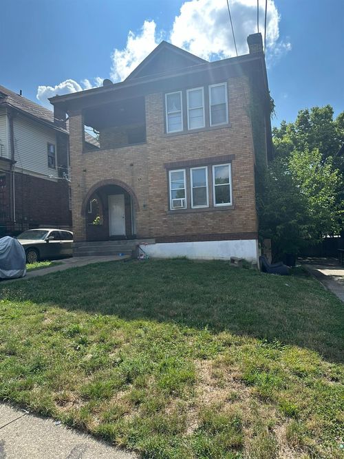 1253 Quebec Rd, Cincinnati, OH, 45205-1212 | Card Image