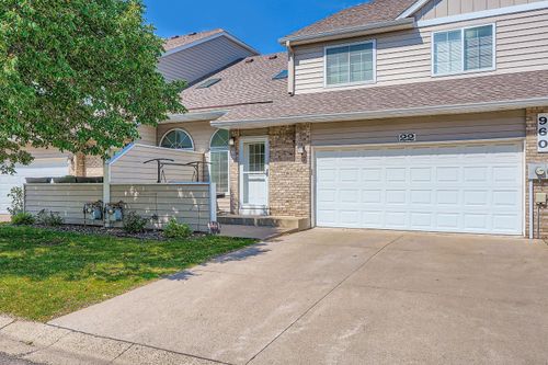 apt-22-960 106th Ln Nw, Coon Rapids, MN, 55433-4313 | Card Image