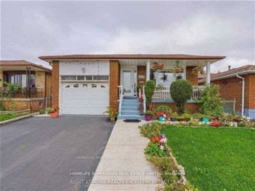 4148 Brandon Gate Dr, Mississauga, ON, L4T3P2 | Card Image