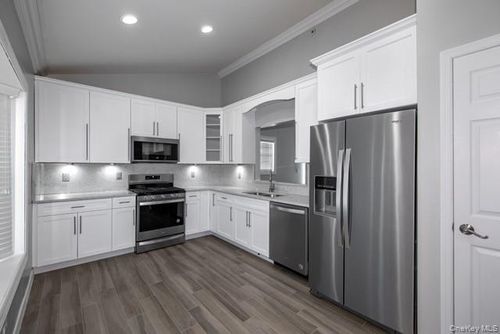 46-46 Village Green Dr, Port Jefferson Station, NY, 11776-4505 | Card Image