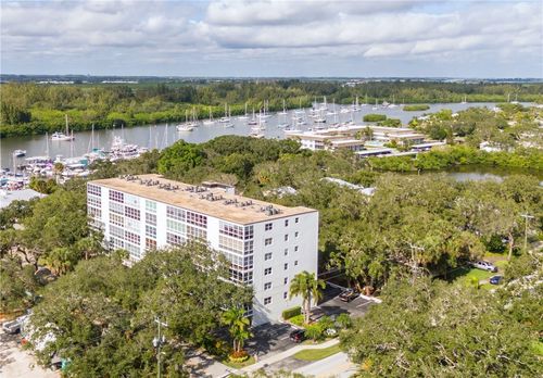 apt-403-275 Date Palm Rd, Vero Beach, FL, 32963-1553 | Card Image