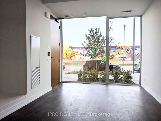 TH22 - 7 Buttermill Ave, Condo with 1 bedrooms, 1 bathrooms and null parking in Concord ON | Image 4