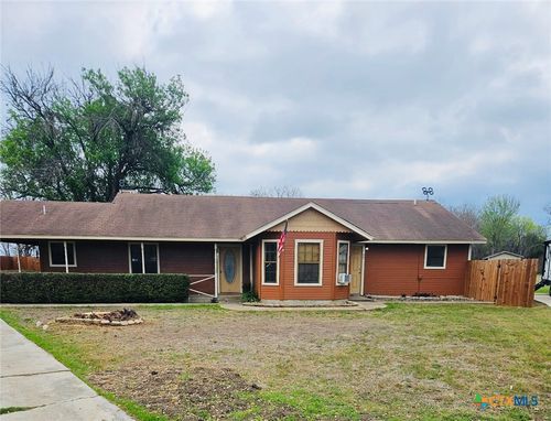 104 Plains Dr, Martindale, TX, 78655-4164 | Card Image