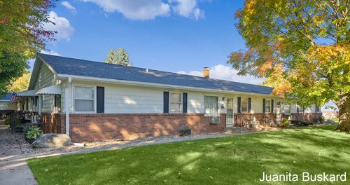 3371 Division Ave Sw, Grandville, MI, 49418-1211 | Card Image