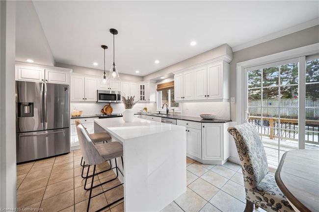 558 Phoebe Cres, House other with 5 bedrooms, 4 bathrooms and 4 parking in Burlington ON | Image 19