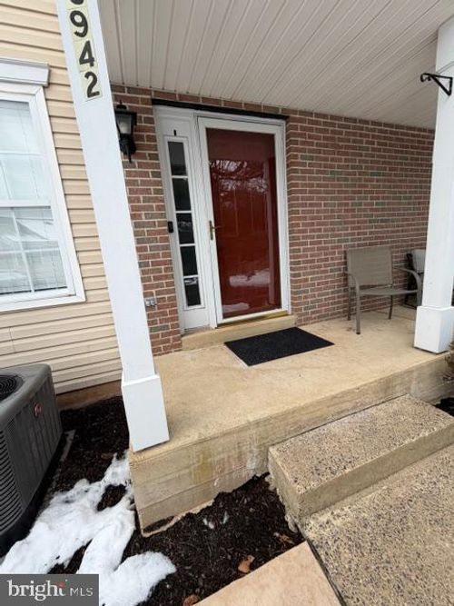 3942 Captain Molly Cir, DOYLESTOWN, PA, 18902-9050 | Card Image