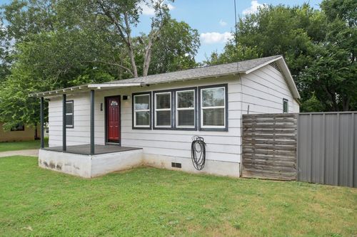 716 3rd St, Lexington, TX, 78947-6303 | Card Image