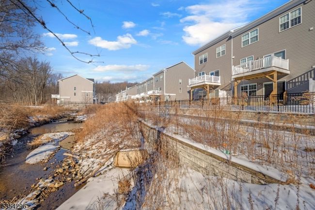 6 Coogan Ct, Townhouse with 3 bedrooms, 3 bathrooms and null parking in Morris Plains NJ | Image 29