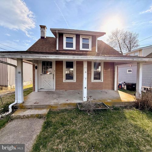 118 Midland Ave, READING, PA, 19606-1333 | Card Image