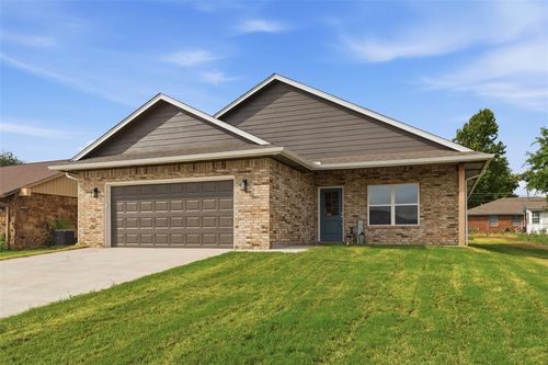114 Sooner Dr, Stroud, OK, 74079-2221 | Card Image