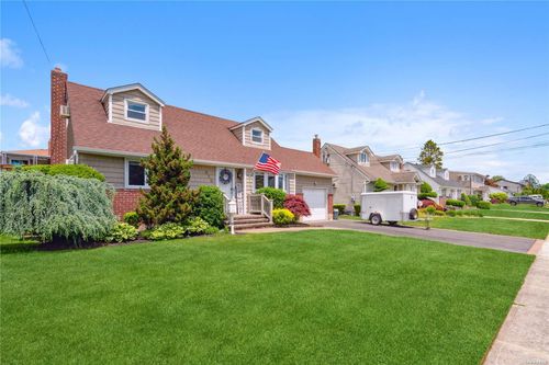 269 N Atlanta Ave, N Massapequa, NY, 11758-2010 | Card Image