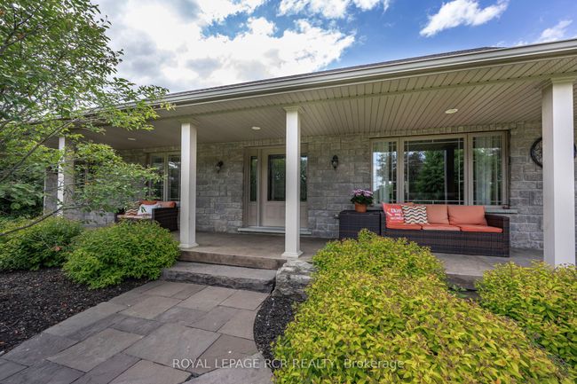 245327 5 Sideroad, House other with 5 bedrooms, 4 bathrooms and 8 parking in Amaranth ON | Image 4